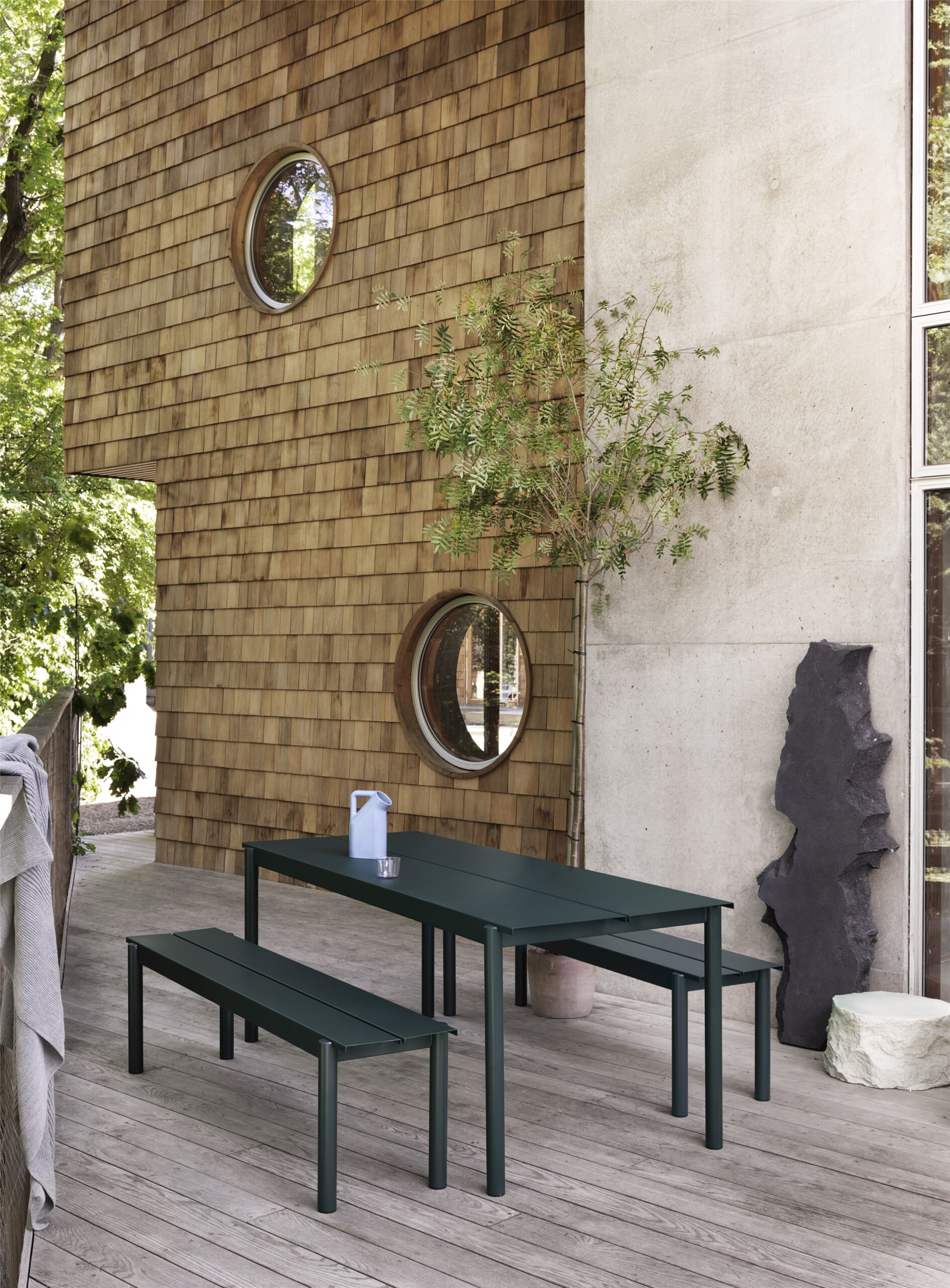 linear-steel-set-series-dark-green-tub-jug-muuto-org_150.jpg